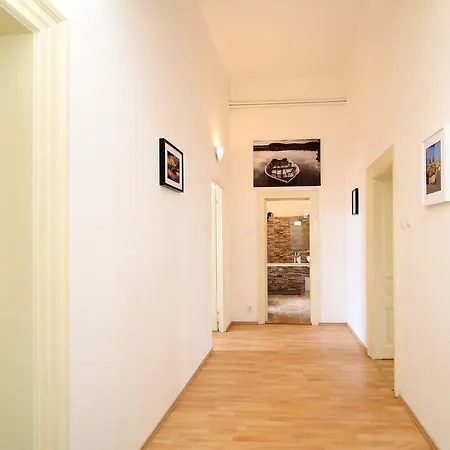 Appartement Spacious Ujezd