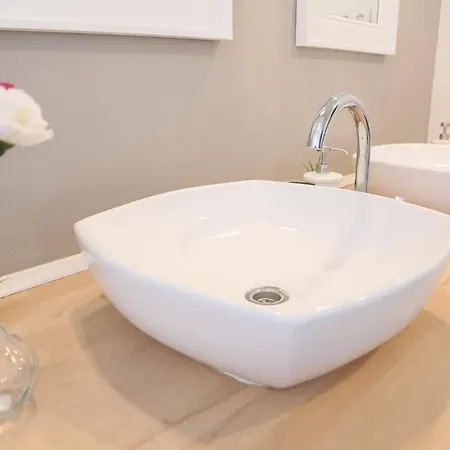 شقة Spacious Ujezd