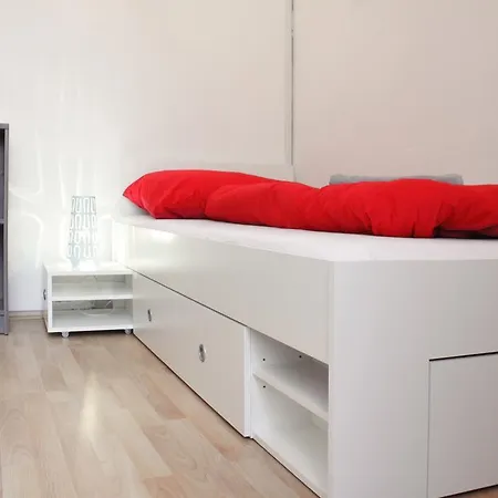 Spacious Ujezd Apartment